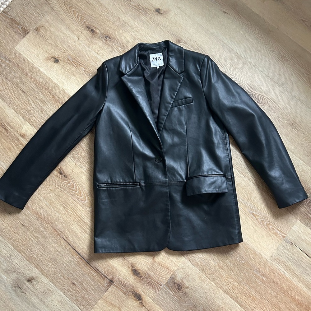 Zara Black Women's Faux Leather Blazer